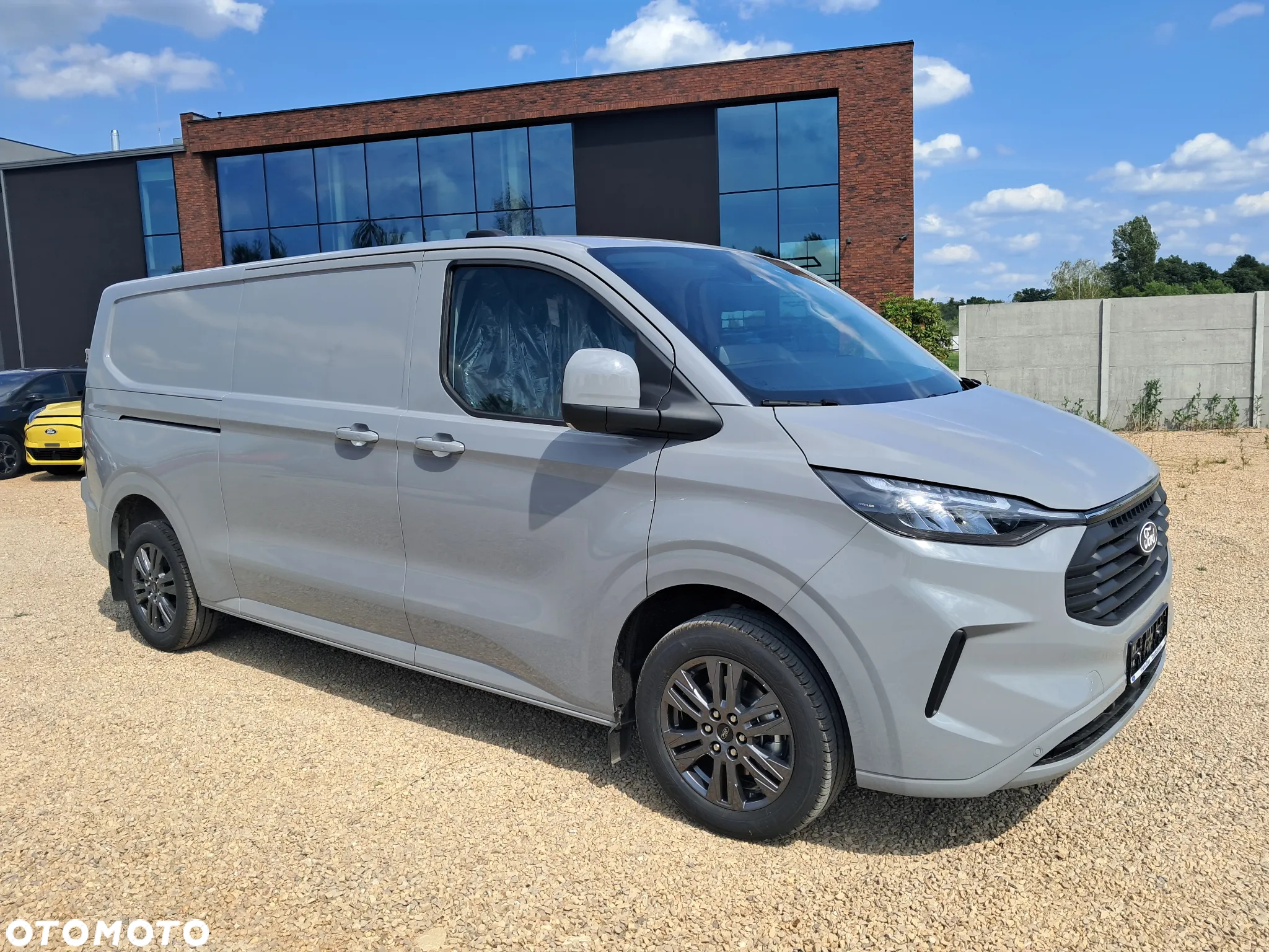 Ford Custom VAN - 3