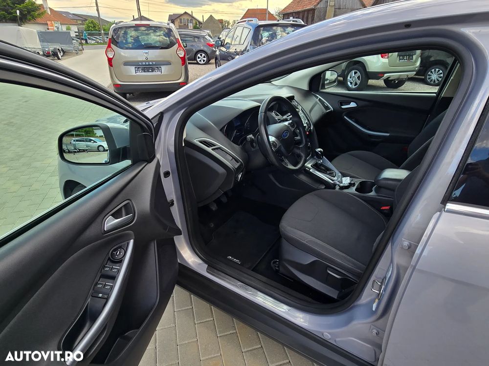Ford Focus 1.6 TDCI DPF Titanium - 12