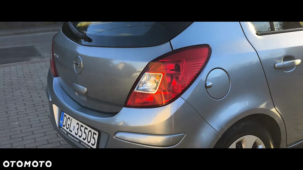 Opel Corsa - 18