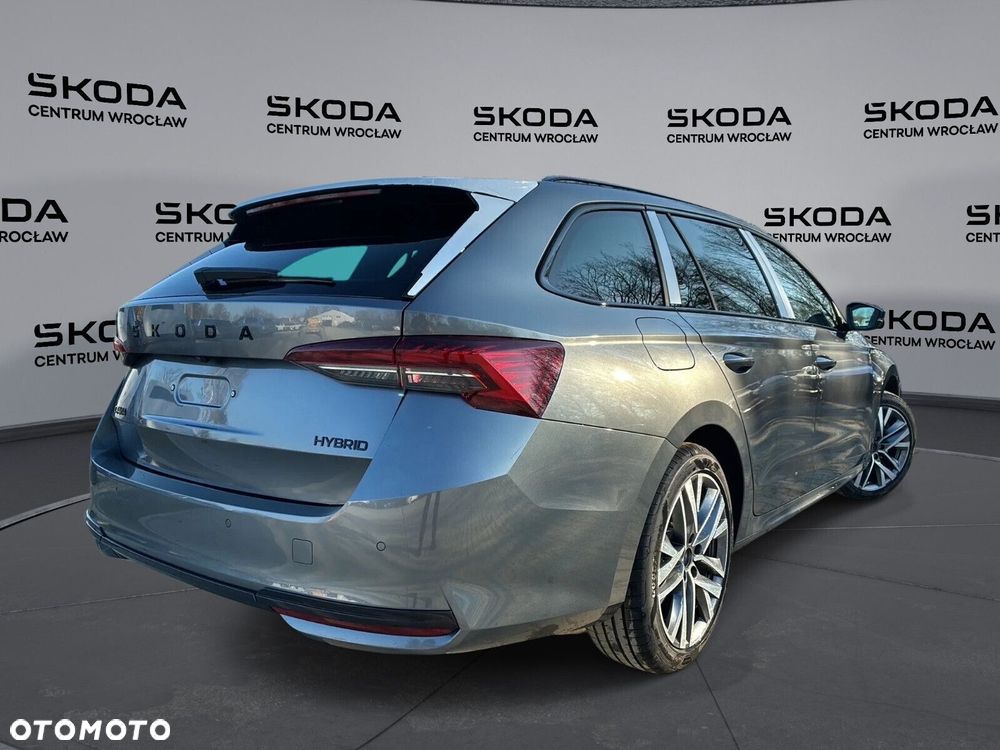 Skoda Octavia - 3