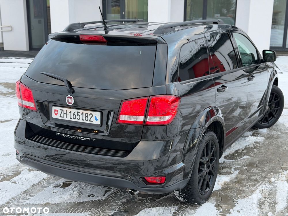 Fiat Freemont 2.0 Multijet 16V DPF Automatik Allrad Black Code - 10