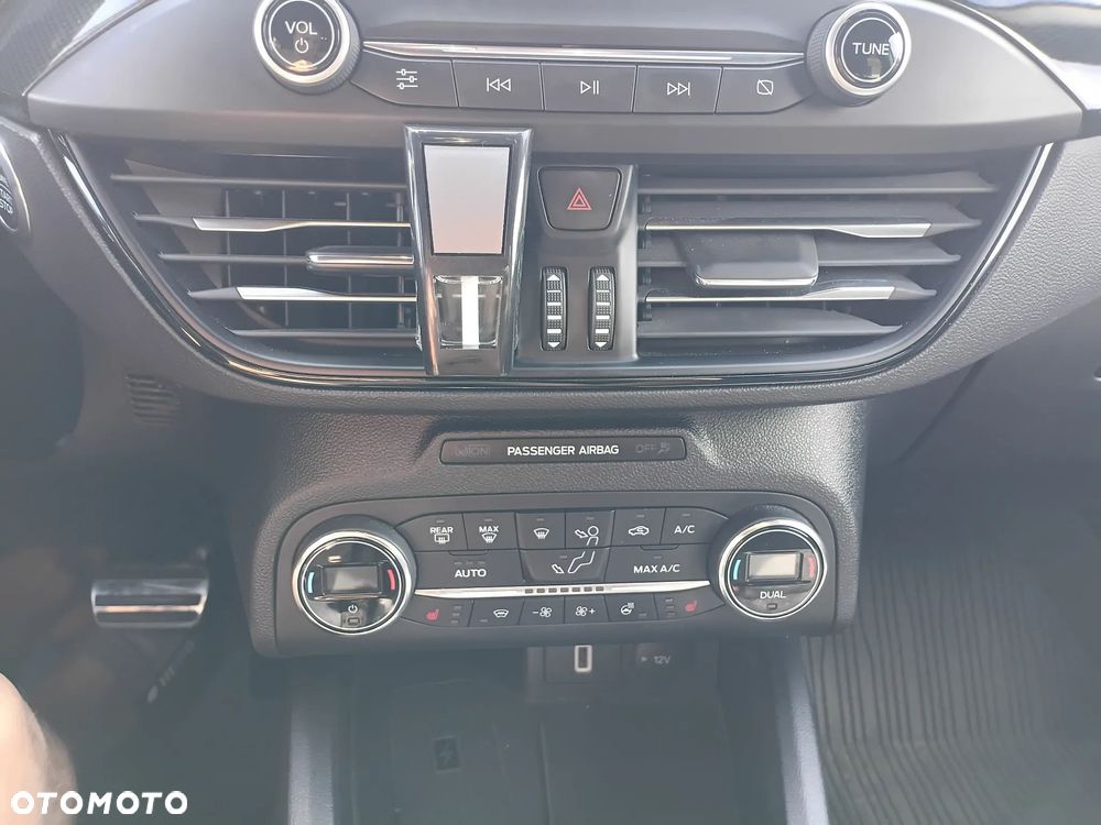 Ford Focus 2.0 EcoBlue ST-Line - 32