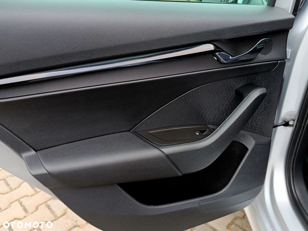 Skoda Octavia 1.4 TSI DSG Style - 28