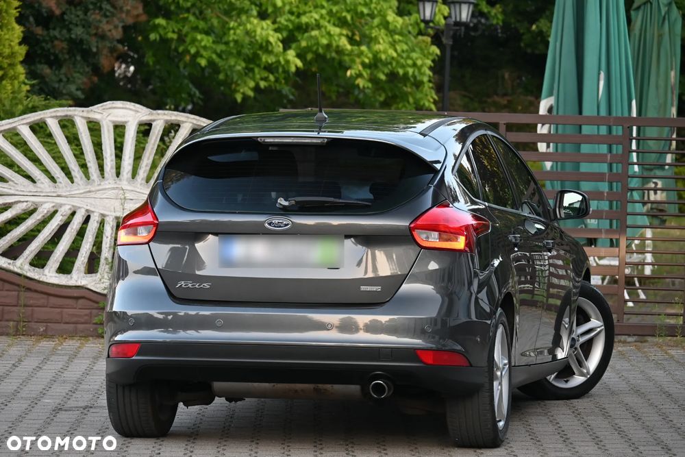 Ford Focus 1.5 EcoBoost Titanium - 14