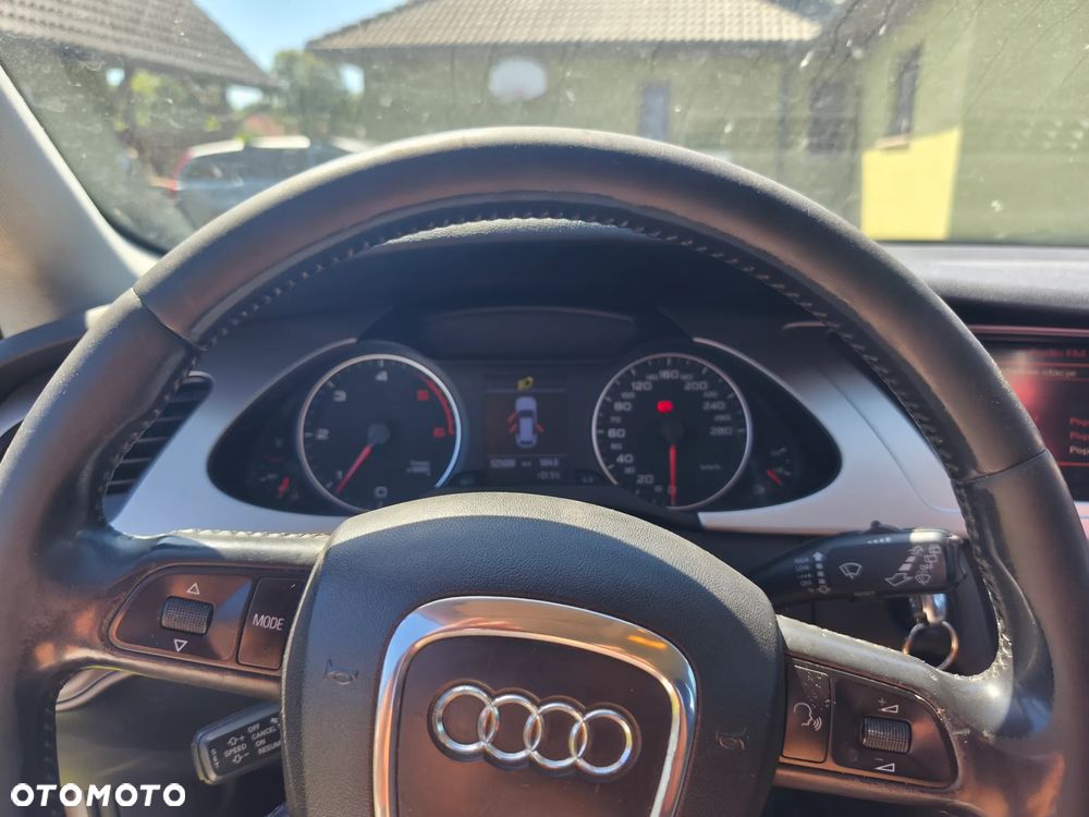 Audi A4 Avant - 4