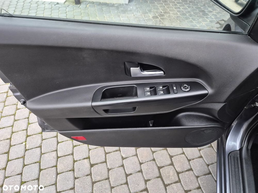 Kia Ceed 1.4 CVVT EX - 33