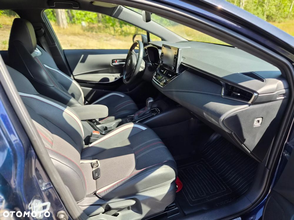 Toyota Corolla - 16
