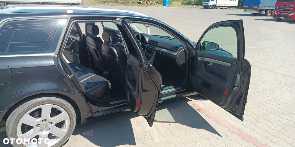 Audi A4 Avant 2.0 TDI - 15
