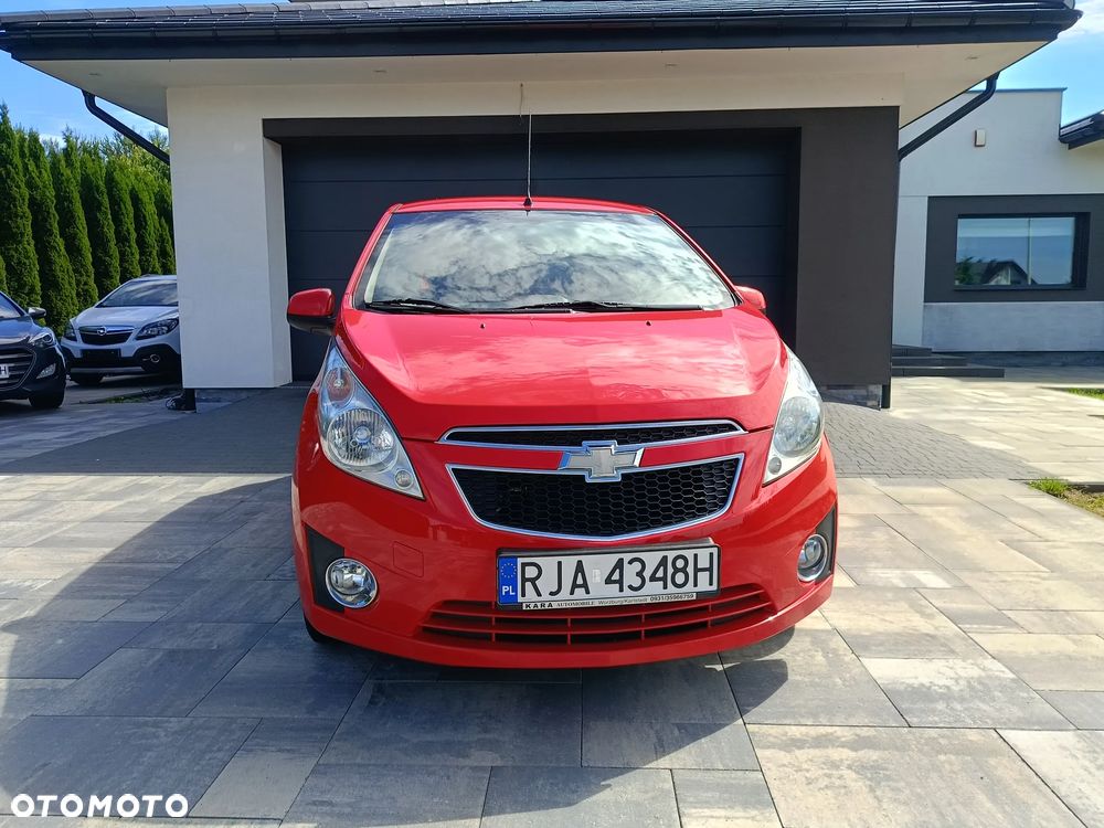 Chevrolet Spark 1.0 + - 4