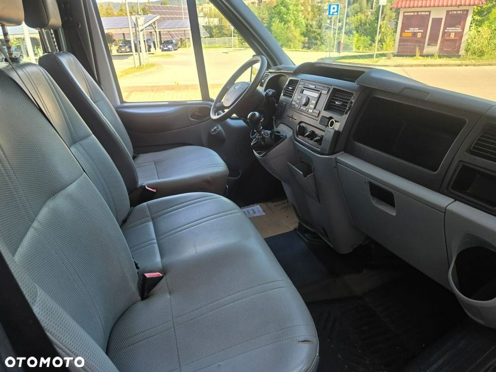 Ford Transit - 20