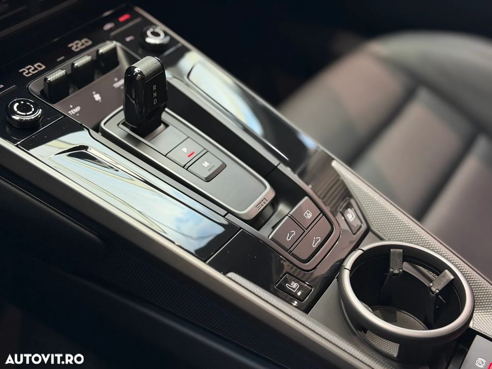 Porsche 911 Carrera PDK - 12