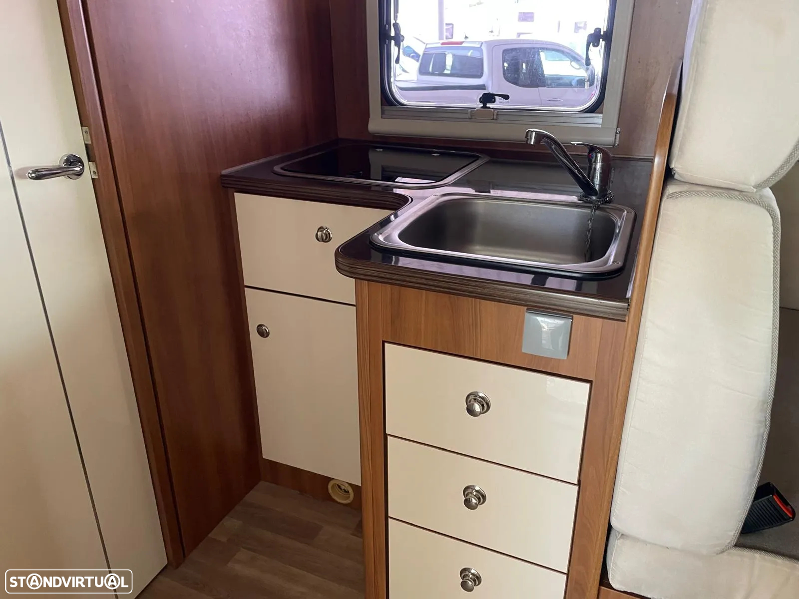 Rimor Katamarano 109 P Plus - Autocaravana c/Cama Central - 16