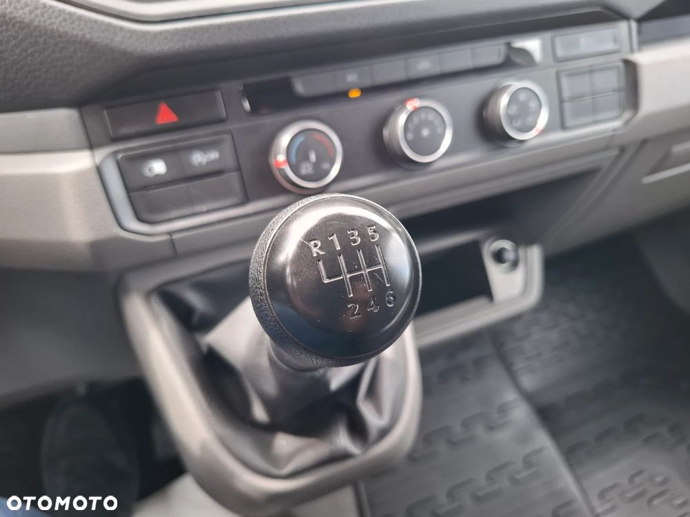 Volkswagen CRAFTER - 15