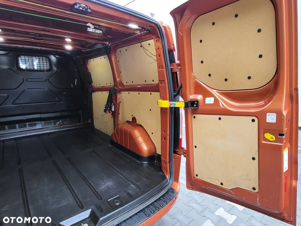 Ford Transit Custom Sport - 20
