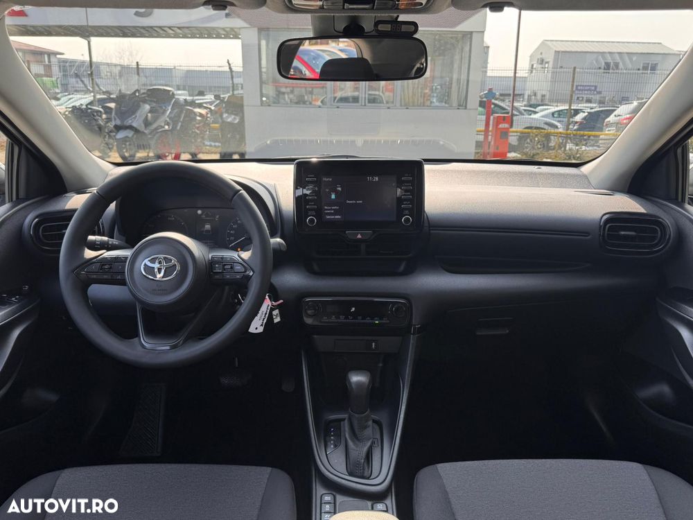 Toyota Yaris 1.5 VVT-i HSD Eco - 12