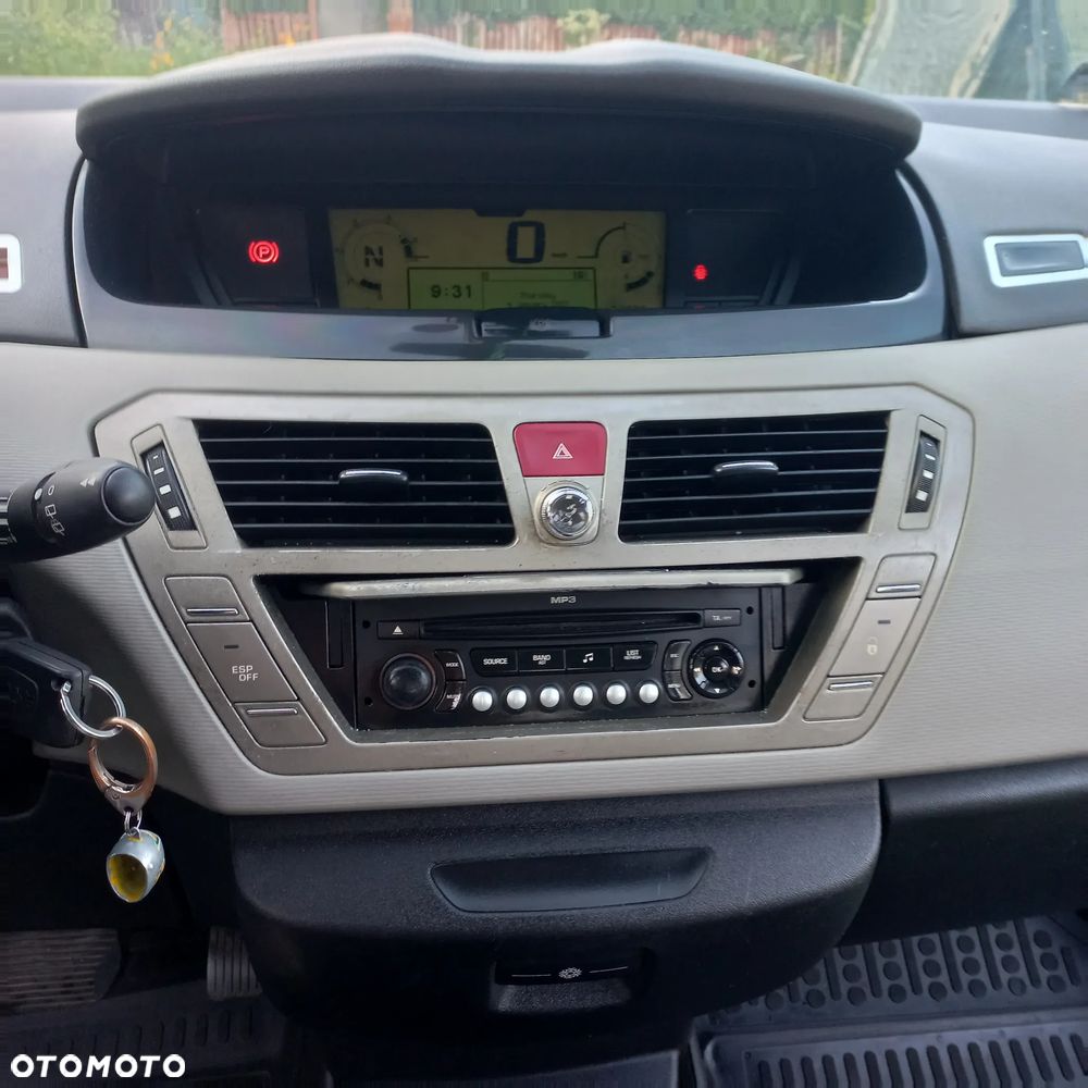 Citroën C4 Grand Picasso - 19