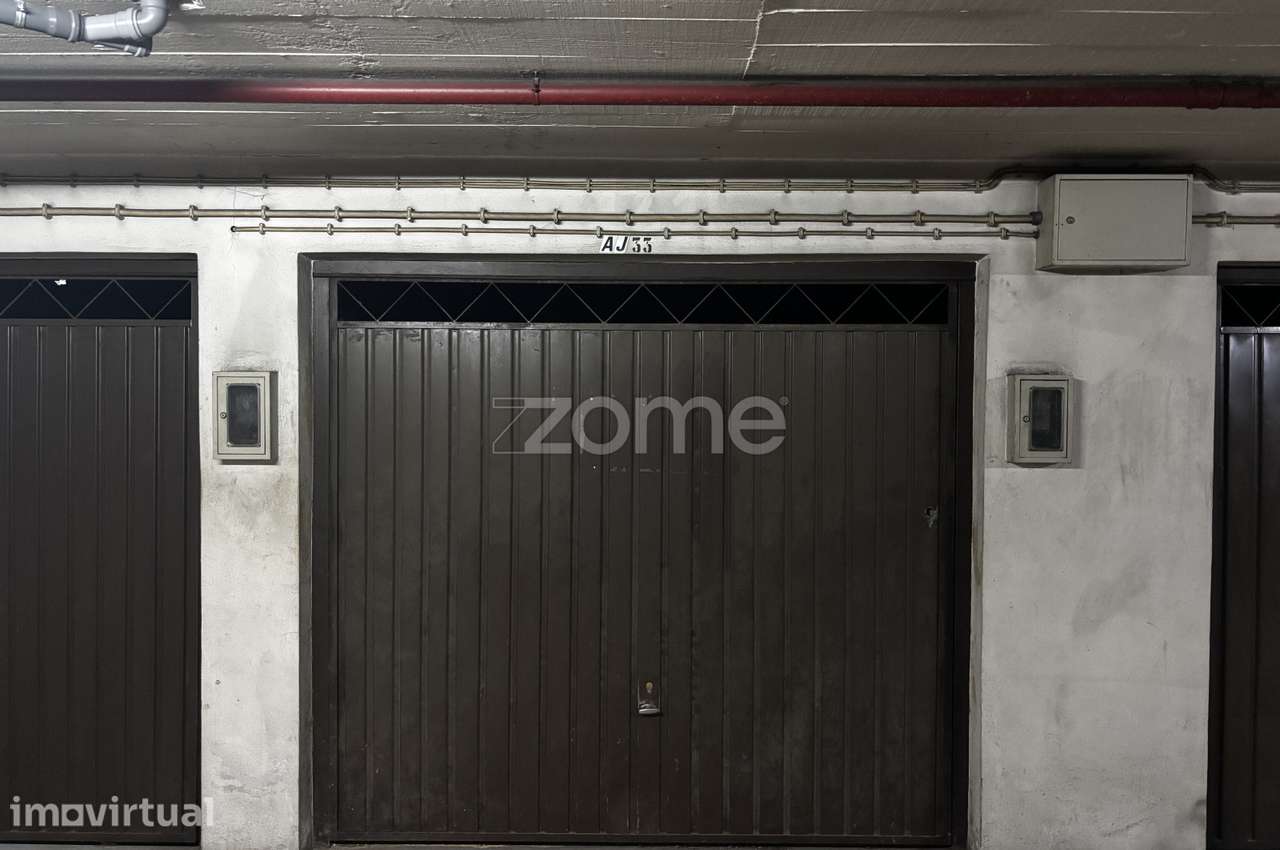 Garagem Fechada para 2 Carros no Centro da Figueira da Foz - Grande imagem: 2/17