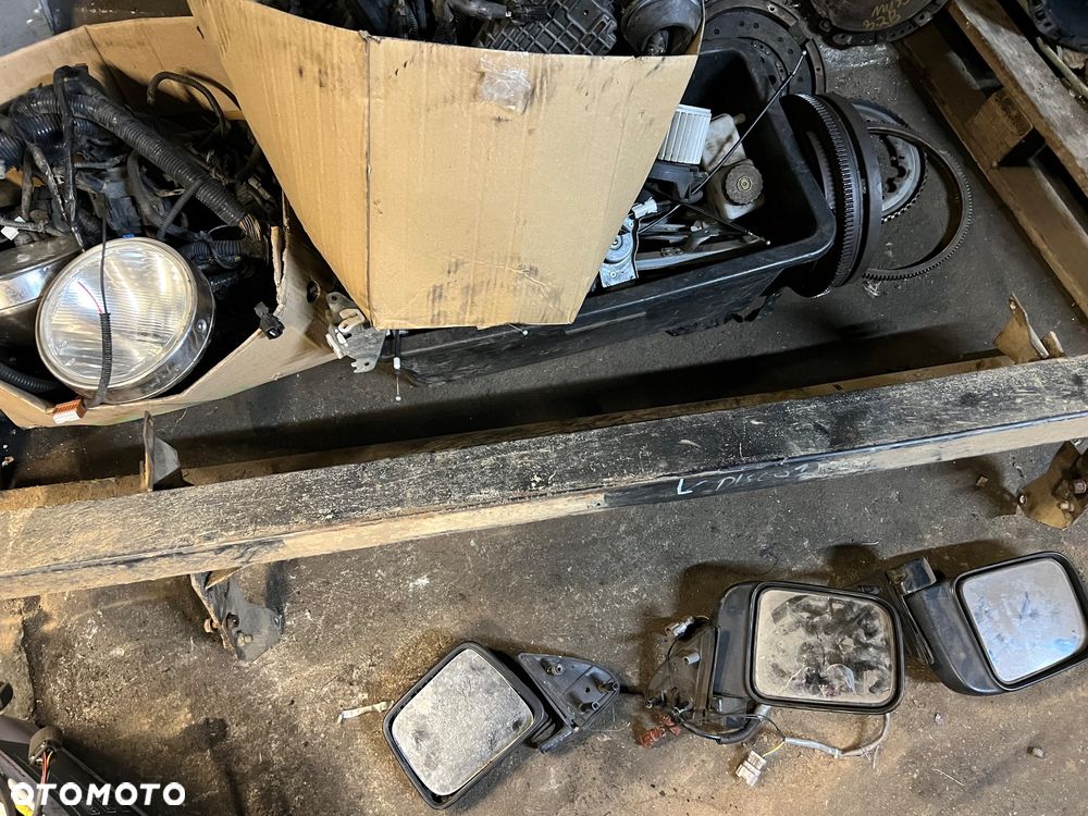 Progi Land Rover Discovery 1 stalowe - 2