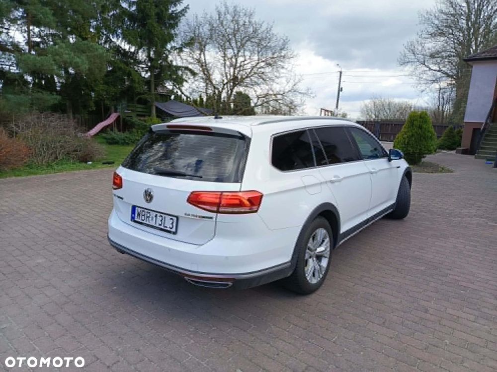 Volkswagen Passat Alltrack 2.0 TDI SCR 4Mot DSG - 8
