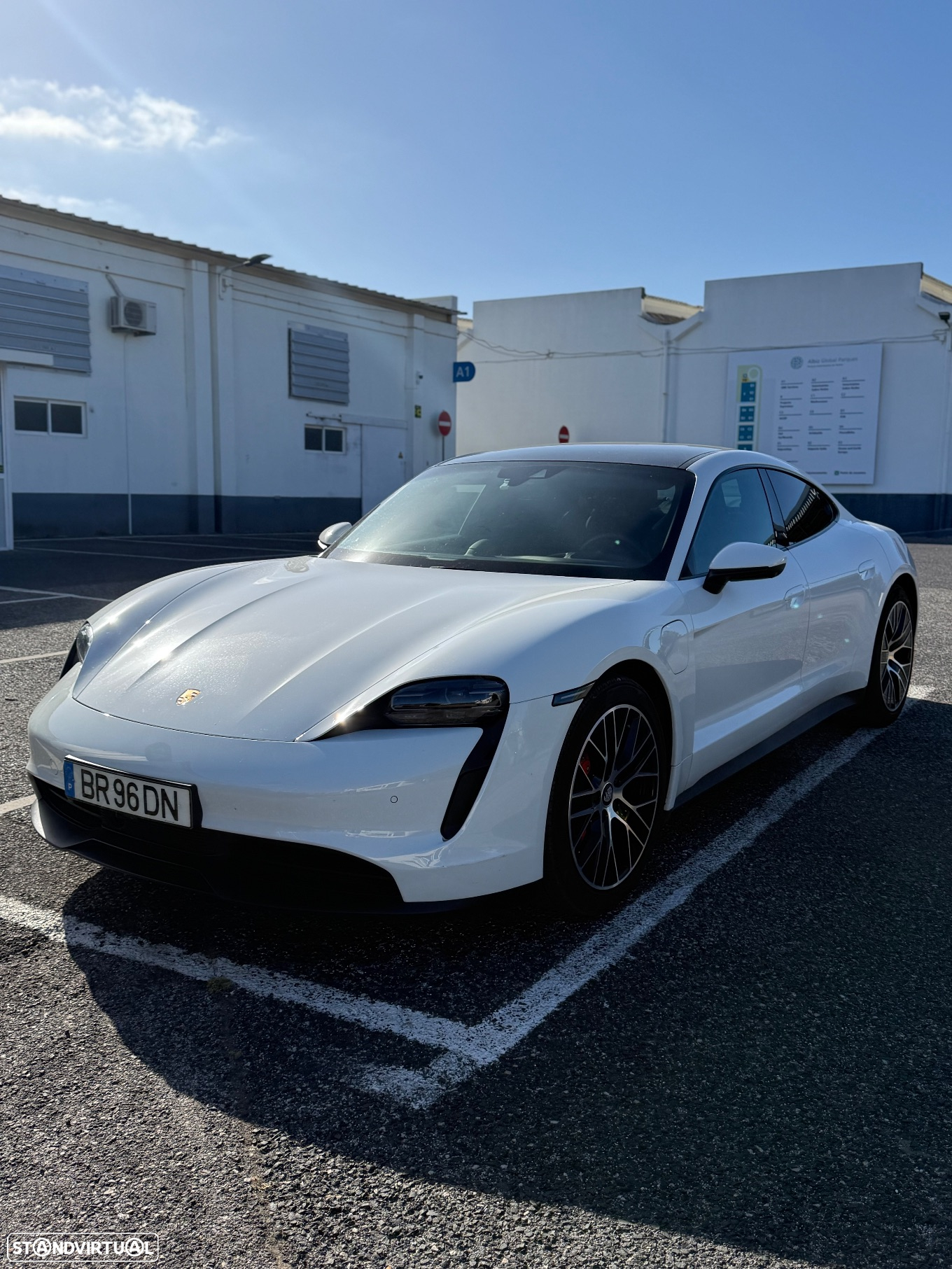 Porsche Taycan 4S - 5