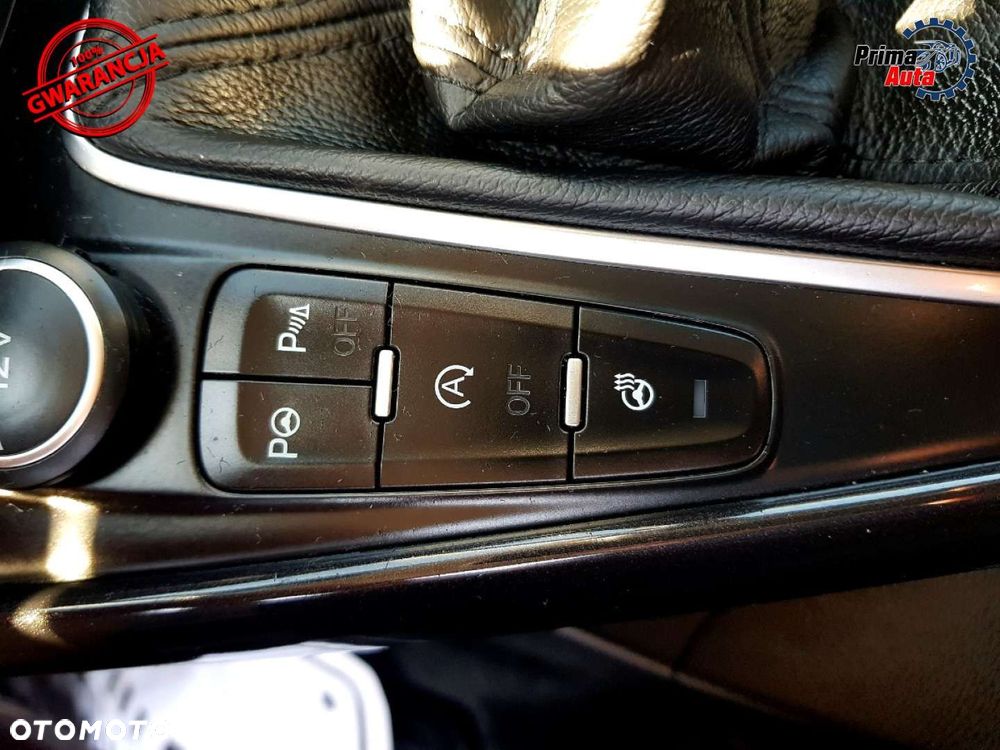 Ford Focus 1.0 EcoBoost Titanium Style - 22