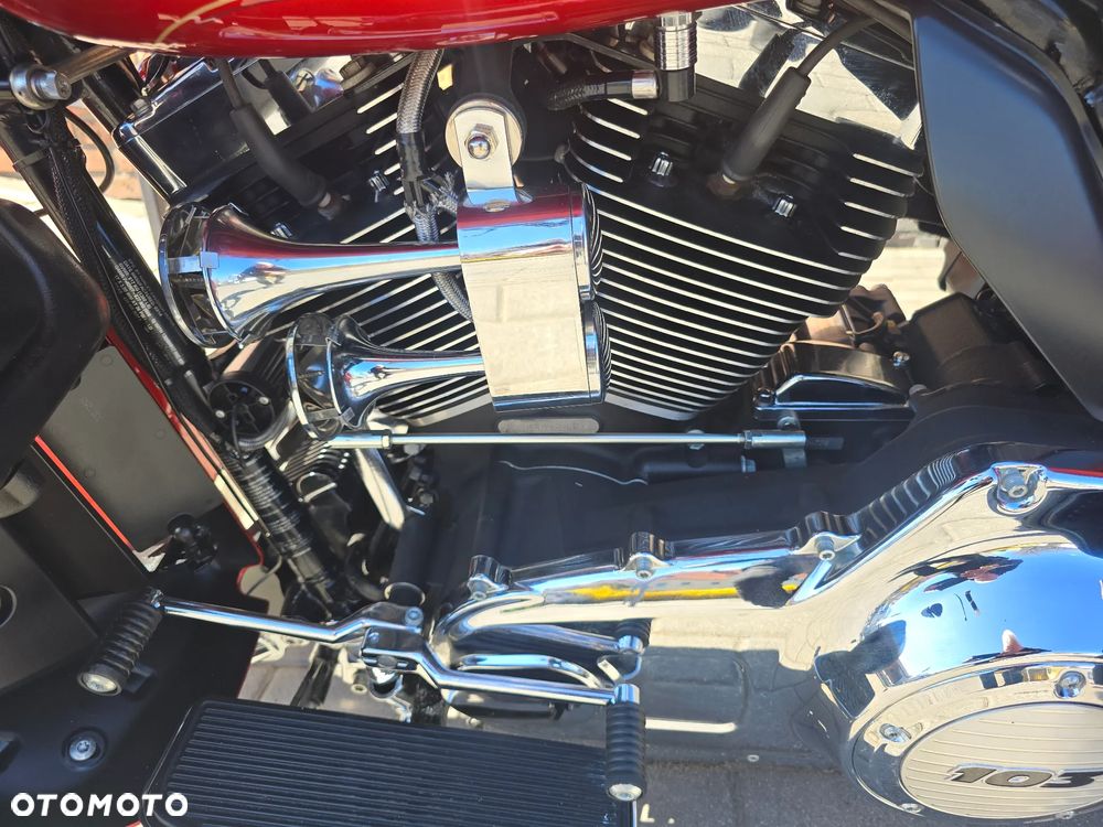 Harley-Davidson FLHTCU Ultra - 31