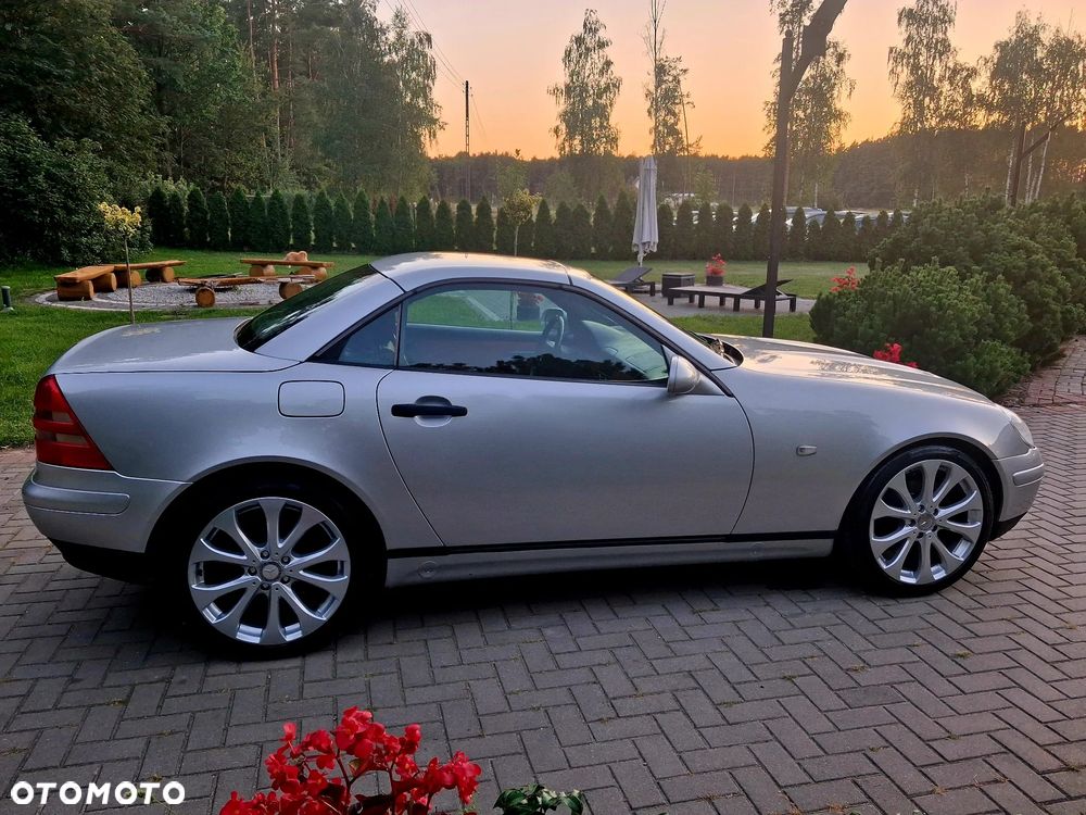 Mercedes-Benz SLK 200 - 5