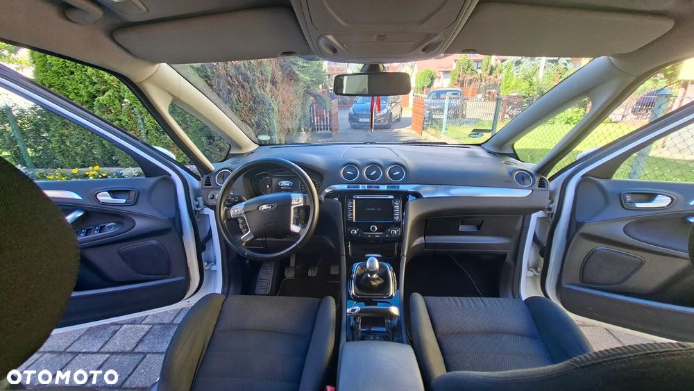 Ford S-Max 2.0 TDCi DPF Titanium - 12
