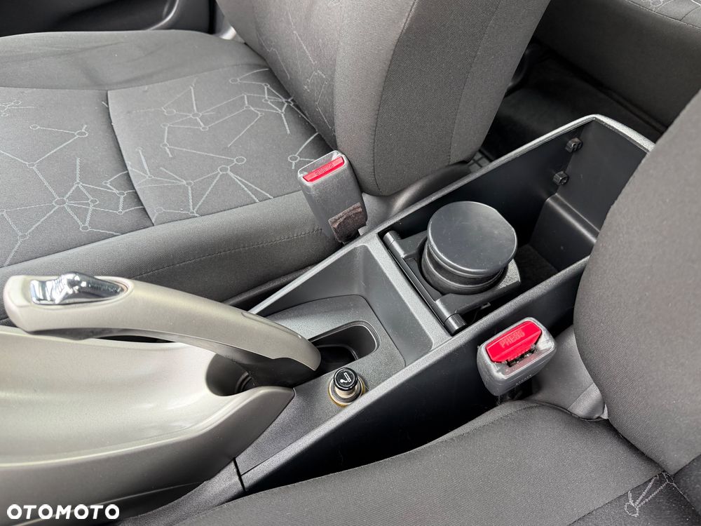 Toyota Auris 1.33 VVT-i Life - 9