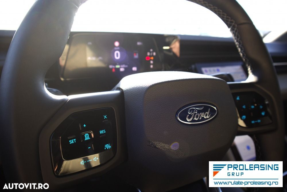 Ford Explorer - 9