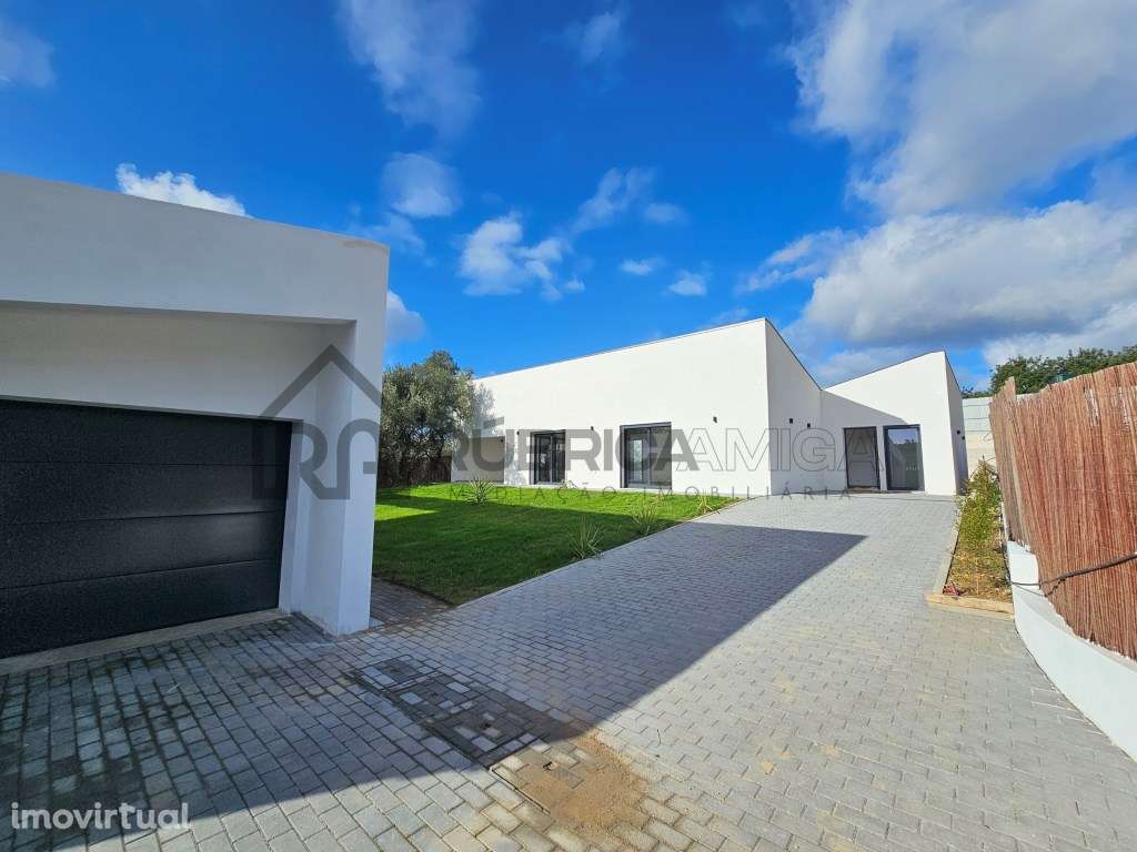 Moradia Terrea v3 a 1km de Loulé com jardim e piscina - Grande imagem: 2/33