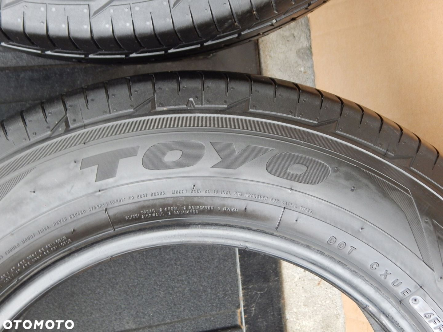 OPONA TOYO NANO ENERGY VAN 215/65 R16C 109/107 T 2 SZT. 8,59 mm - 6