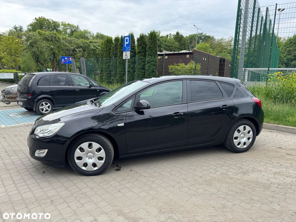 Opel Astra 1.7 CDTI DPF Design Edition - 11