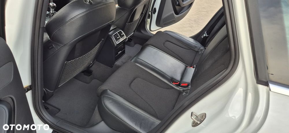 Audi A4 Avant 1.8 TFSI quattro S line Sportpaket (plus) - 15