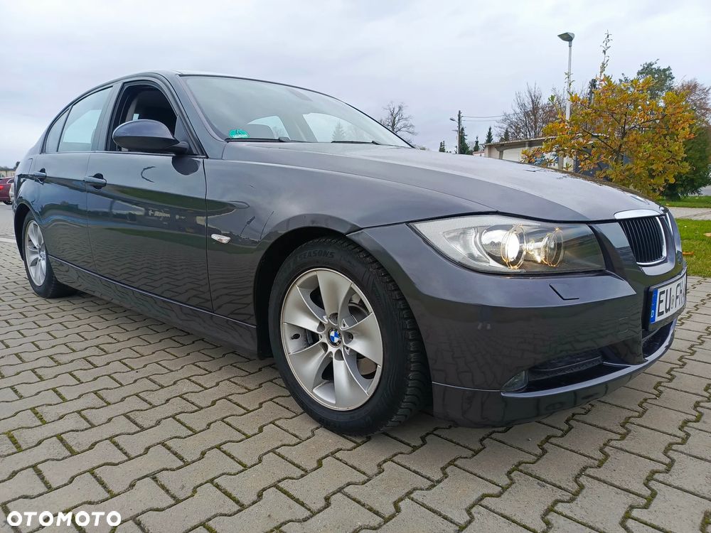 BMW Seria 3 318i - 14