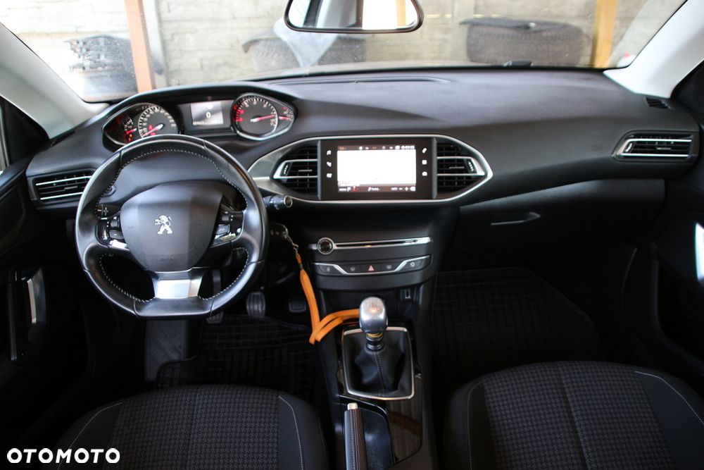 Peugeot 308 BlueHDi 130 Stop & Start Style - 16