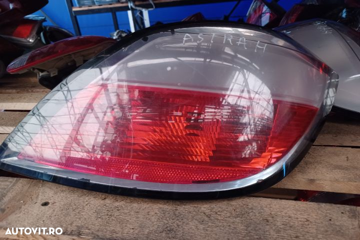 STOP DREAPTA Opel Astra H  [din 2004 pana  2007] seria Hatchback - 2