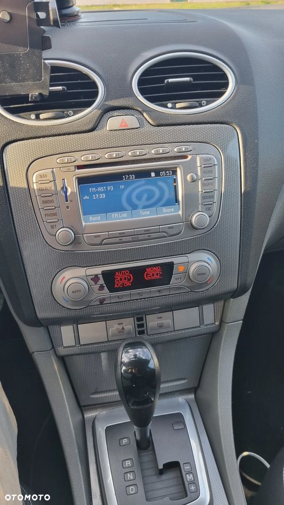 Ford Focus 2.0 TDCi DPF Titanium - 15
