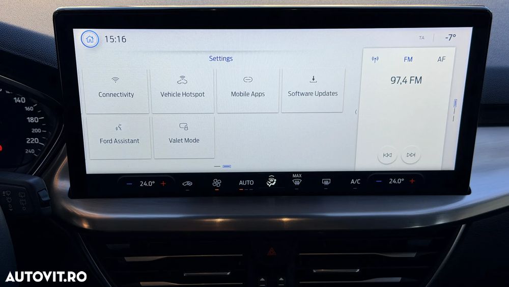 Ford Focus 1.0 EcoBoost Titanium - 25