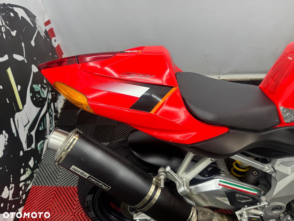 Aprilia RSV - 28
