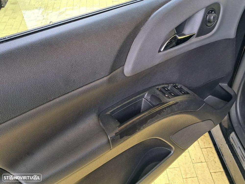 Opel Meriva 1.3 CDTi Cosmo - 4