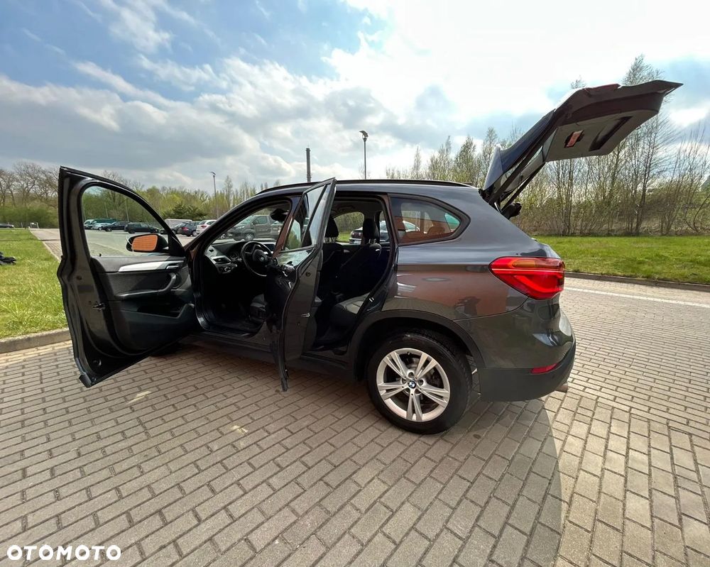 BMW X1 sDrive18d - 8
