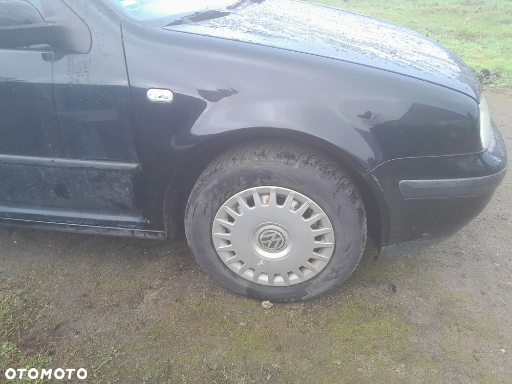 błotnik VW Golf 4 LO41 - 1