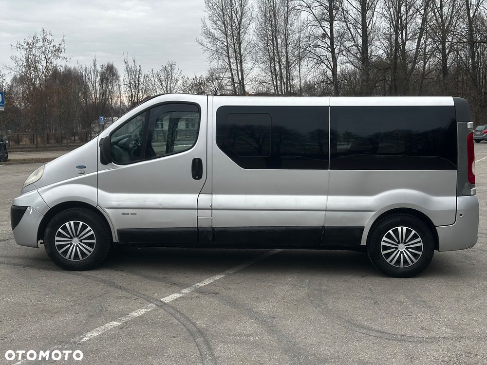 Renault Trafic - 2