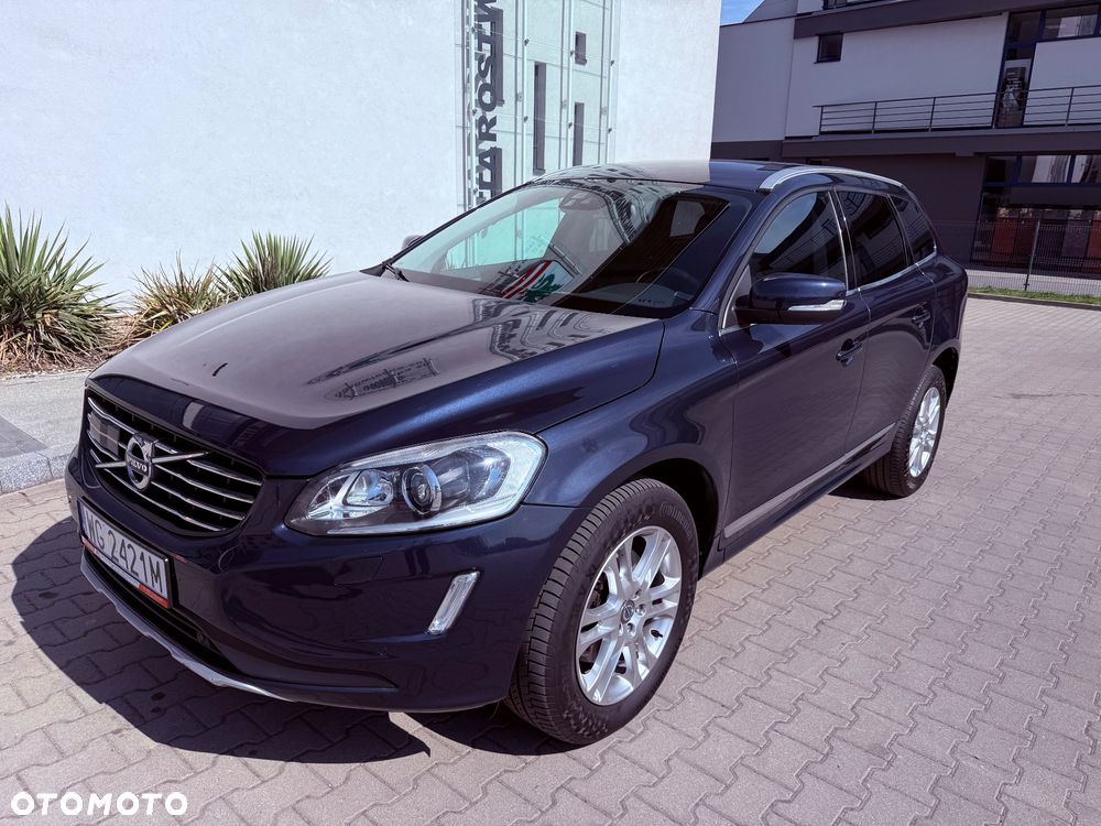 Volvo XC 60 D5 AWD Geartronic Summum - 9