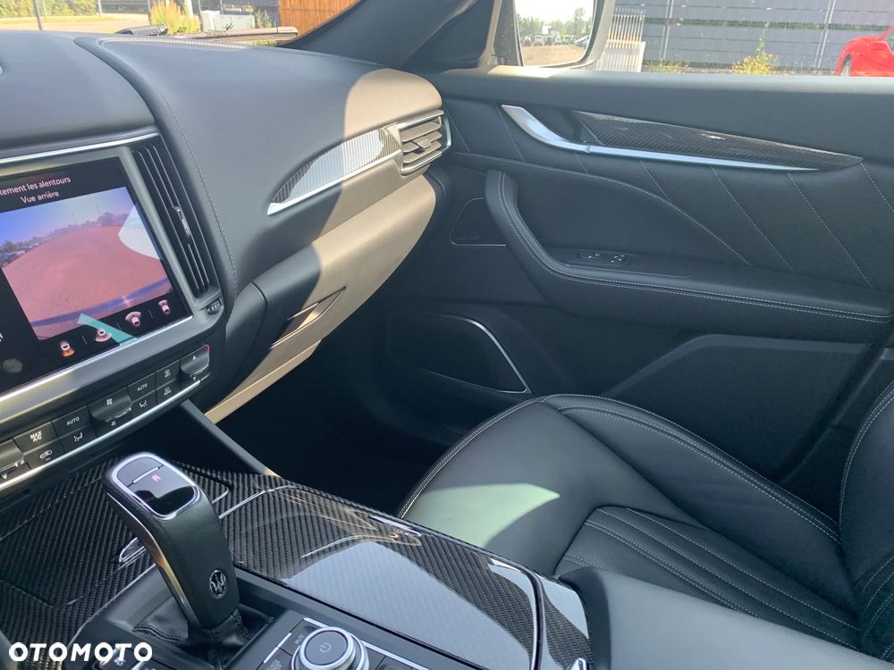 Maserati Levante S Q4 - 26