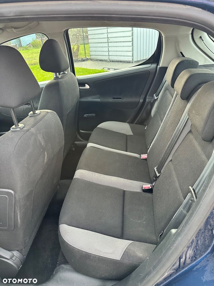 Peugeot 207 1.4 - 11