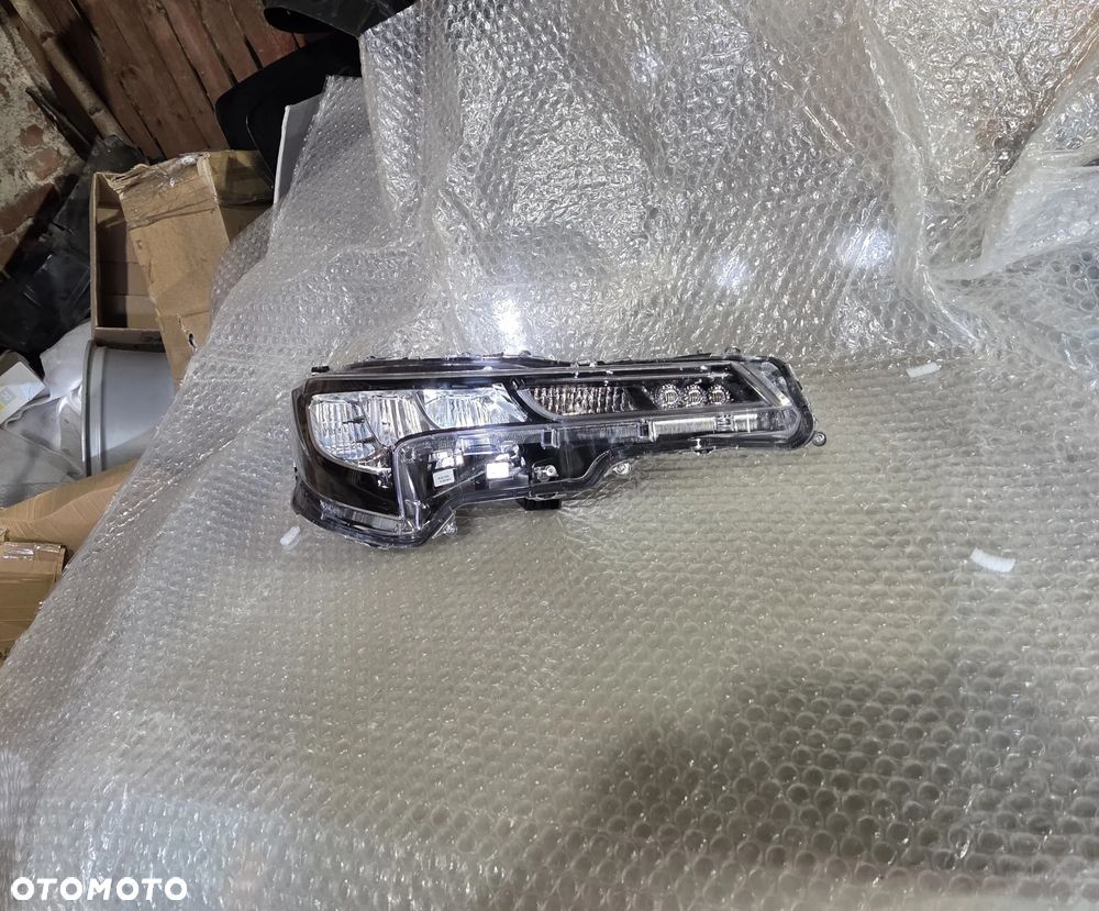 Lampa prawa przód przednia Toyota Corolla XII Suzuki Swace Full Led 81110-02S60 T8111-002S6-000 Reflektor prawy przód przedni Toyota Corolla XII Suzuki Swace Full Led T8111002S6000 8111002S60 - 1