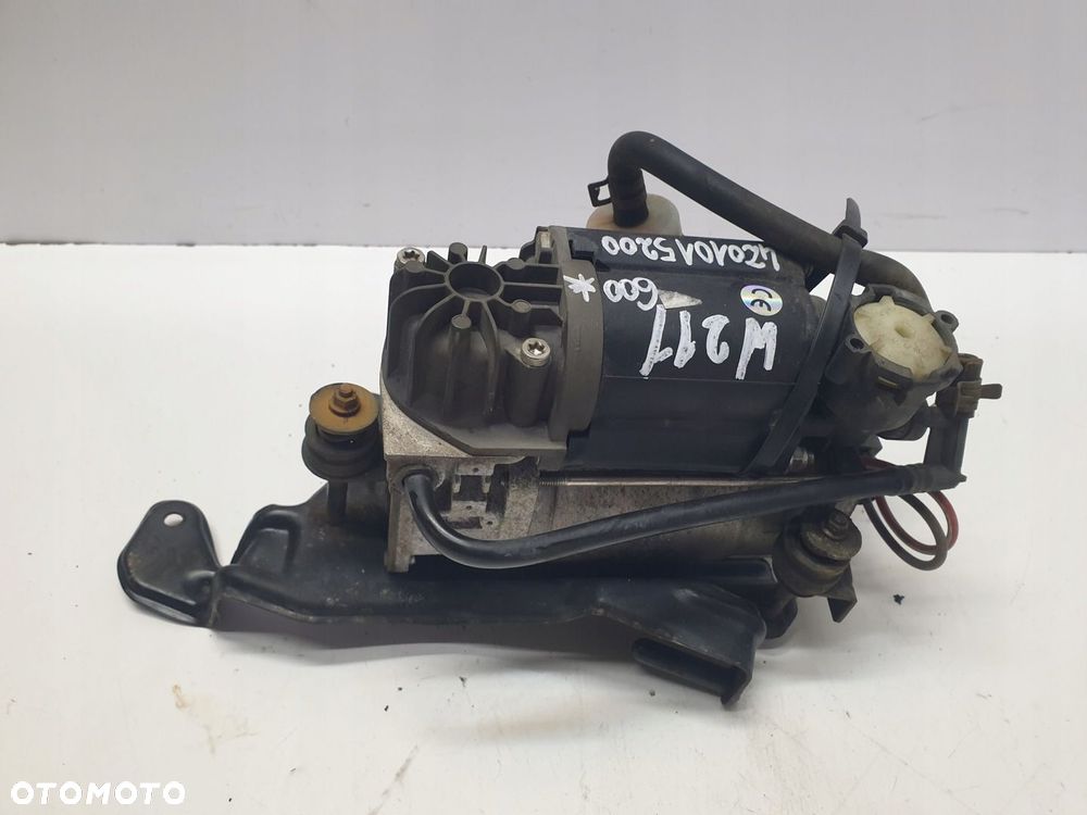 KOMPRESOR ZAWIESZENIA MERCEDES W211 4Z01015200 - 1