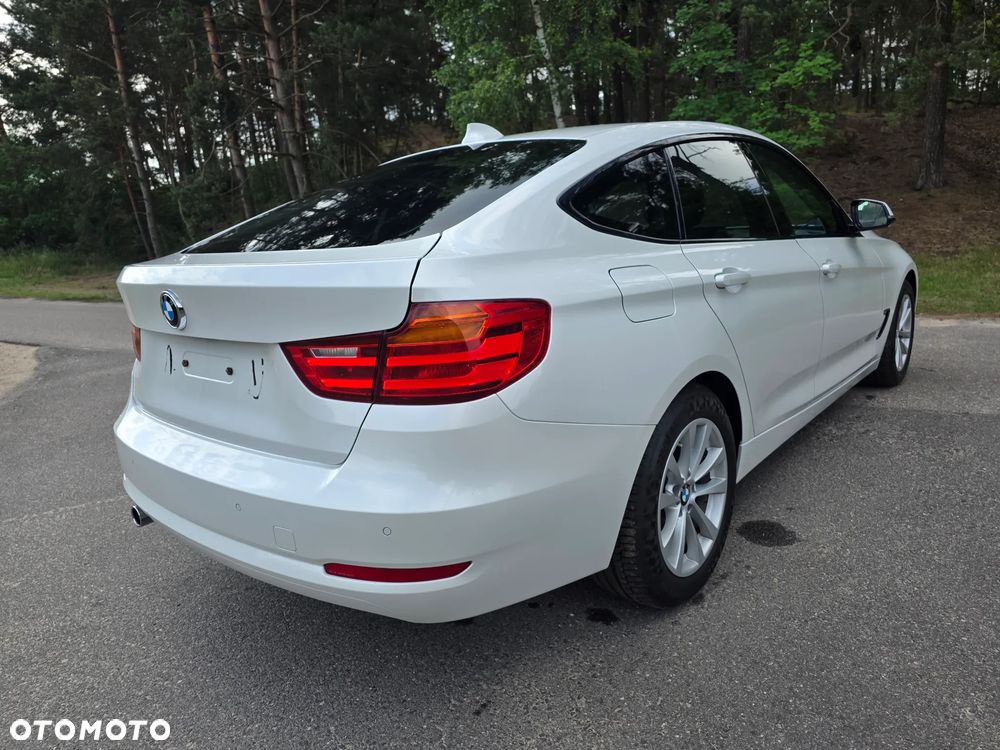 BMW Seria 3 318d DPF - 10